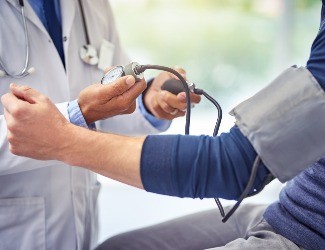 誘發(fā)高血壓的四個(gè)不良習(xí)慣，90%的人都在做！